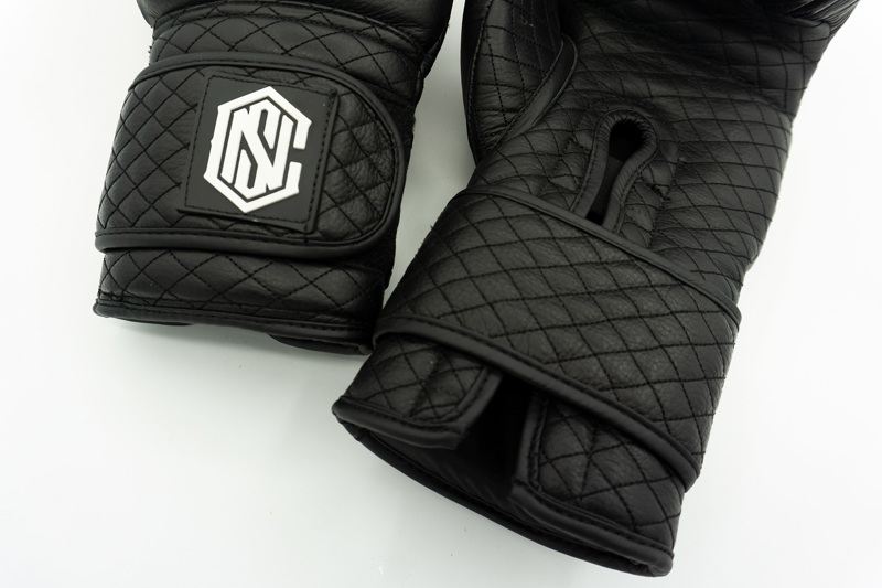 Chosen Luxury Capitoner Boxing Gloves-black